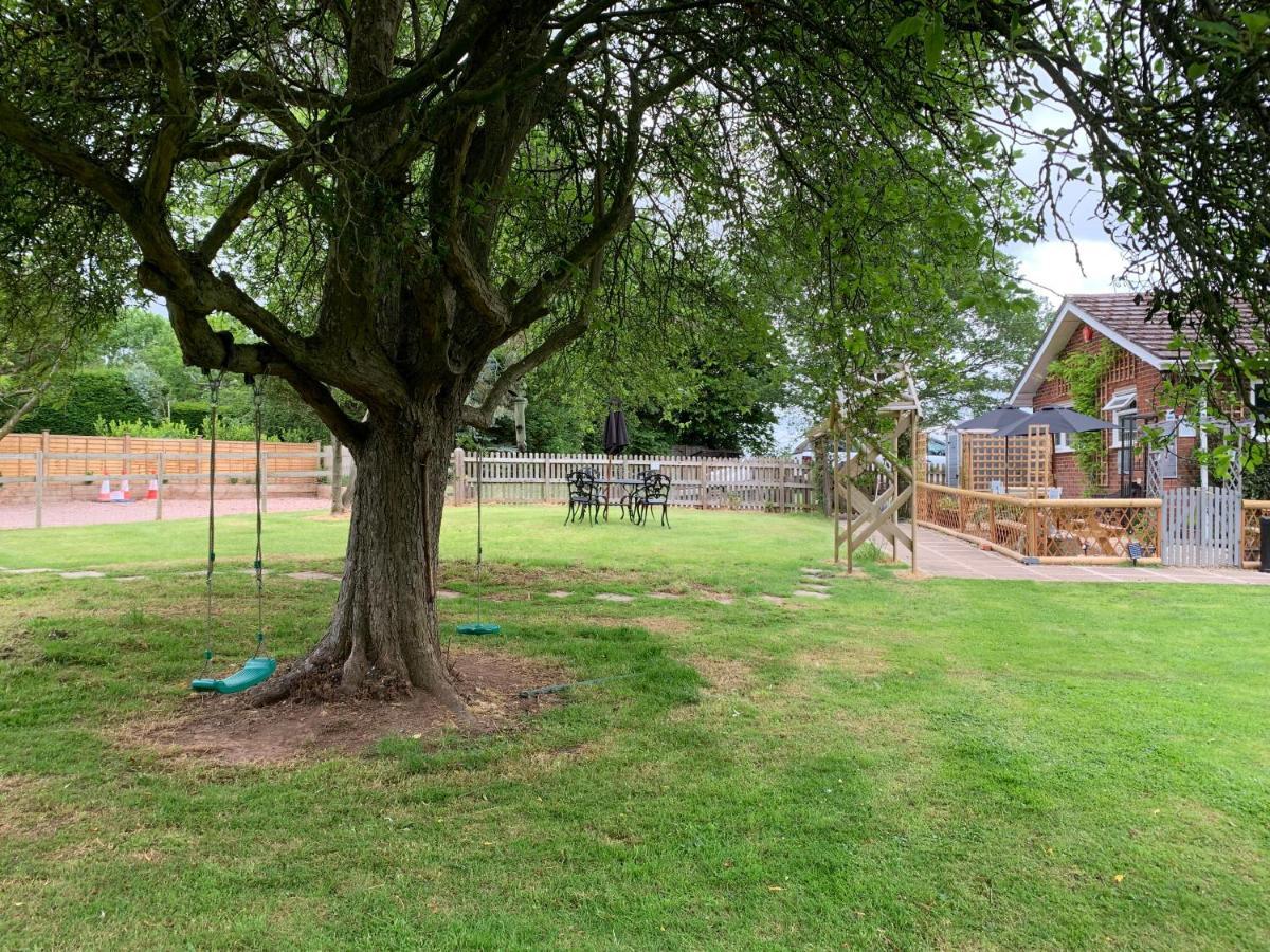 Hedgehog Lodge Colwall Esterno foto